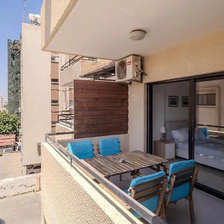 Lazaros 1Bdr Suite 3 Min Walk To Finikoudes Beach Apartmán *