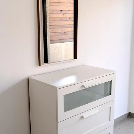 Lazaros 1Bdr Suite 3 Min Walk To Finikoudes Beach *