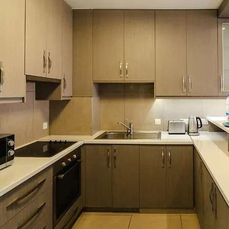 Apartman Lazaros 1Bdr Suite 3 Min Walk To Finikoudes Beach