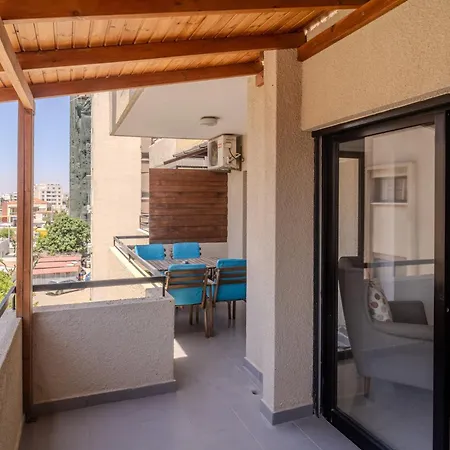 Lazaros 1Bdr Suite 3 Min Walk To Finikoudes Beach * Lárnaka